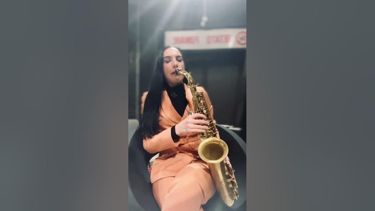 Send it to someone you love ❤️ Heaven by @bryanadams Unplugged Saxophone Cover @Felicitysaxophonist