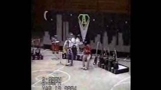 (Coldplay - Green Eyes) High School Performance
This is my senior year talent show high school performance of Green Eyes with my friend. The audio may be a bit crappy, but hope you enjoy. xD (Coldplay - Green Eyes) High School Performance