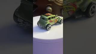 Hot Wheels ‘32 Ford Vicky #diecast #HotWheels #Ford #HotRod