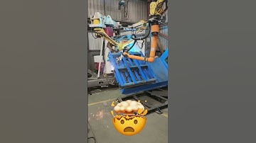 "The Ultimate Robot Welding Battle: Fanuc vs Arbo in a Synchronized Welding Operation" #shorts