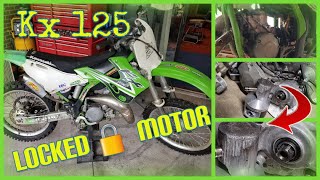 kx 125 SEIZED ENGINE .. motor pull / rebuild part 1