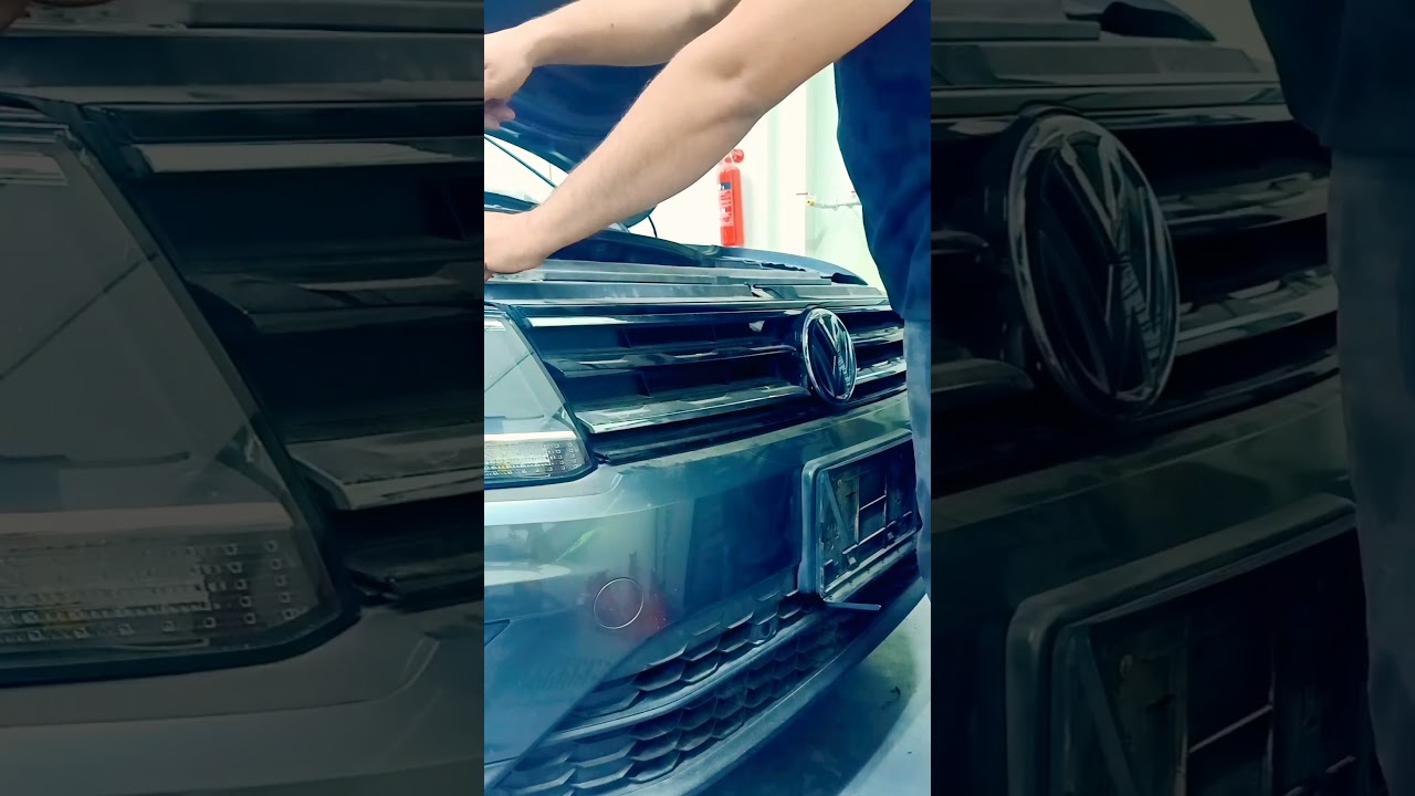 how to remove VW Tiguan 2022 front  grill 