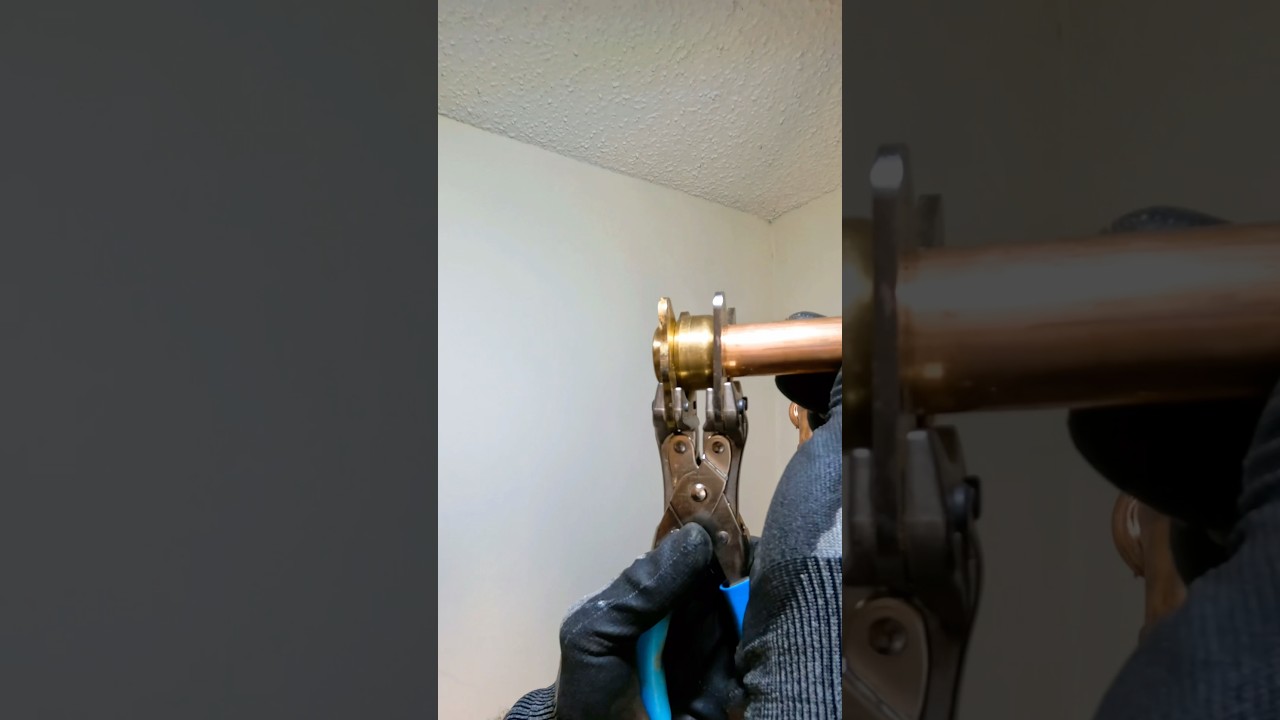 @SharkBitePlumbing Pro Disconnect Tool 🦈 #plumbing #plumber #asmr #diy