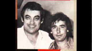 Video thumbnail of "Joan Manuel Serrat y Alberto Cortez - Nanas de la cebolla -"