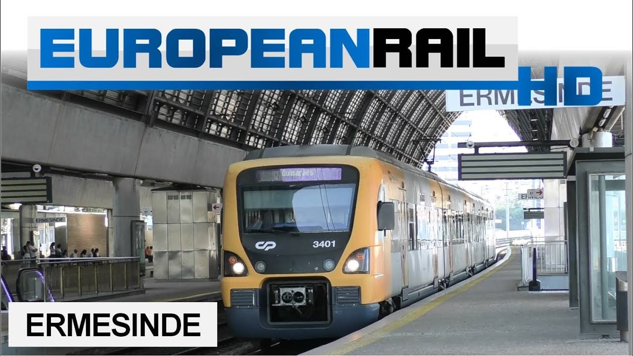 Comboios de Portugal CP Porto 3400 EMU 3401 calls at Ermesinde Station