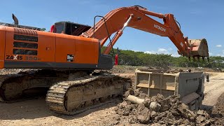Earthmovers in Harmony: Hitachi Excavator and Hyundai Trucks Spearhead Rural Infrastructure... screenshot 5
