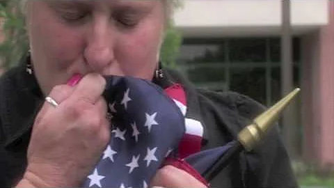 Fly the Flag - Colleen Parkin - Military Mother