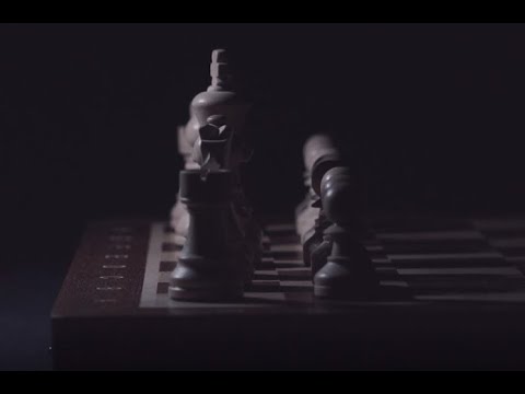 iChessOne  World's First Foldable Electronic Chessboard