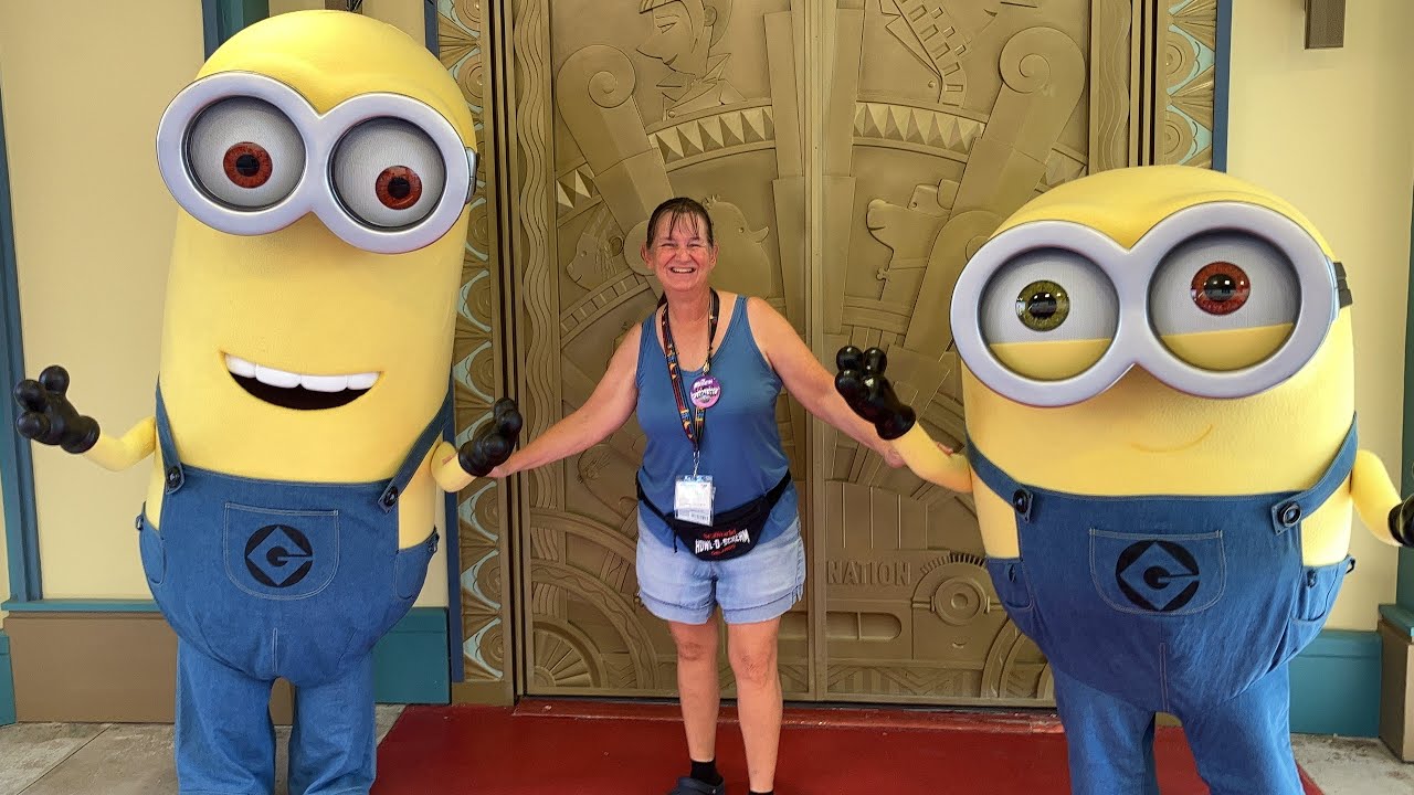 Illumination’s Minion Cafe open for business | Minion meet & greet | All Hallows Boutique