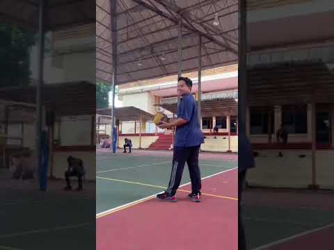 Kemahiran asas bola