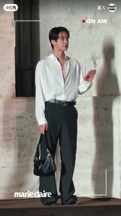 Jin smiles when Kim Seokjin Chants fill the air ✨🥺