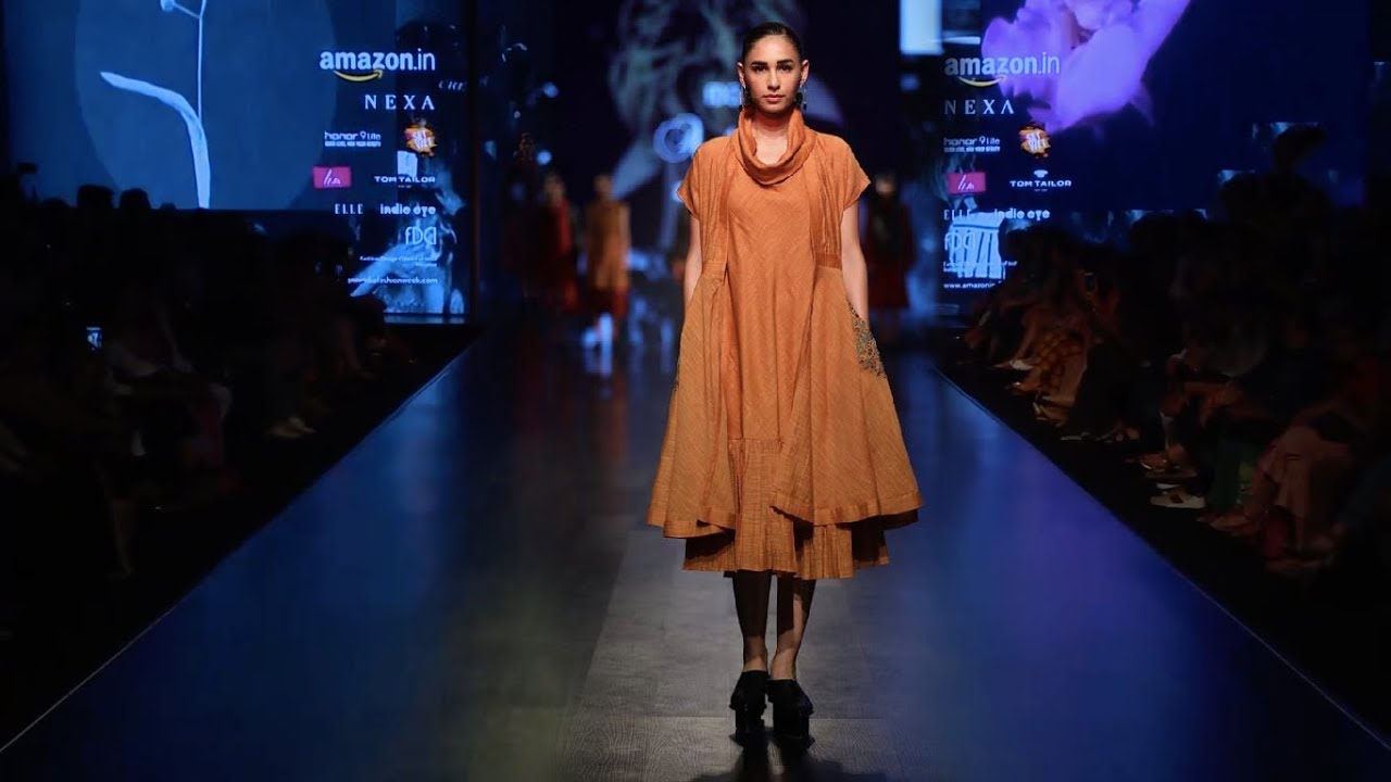 Aekatri By Charu Vij | Fall/Winter 2018/19 | Amazon India Fashion Week
