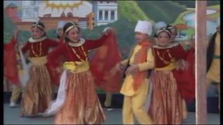 Chhapakai ful fulyo, Dance by Azusa and her friends....... HD Chhapakai ful fulyo, Dance by Azusa and her friends....... HD