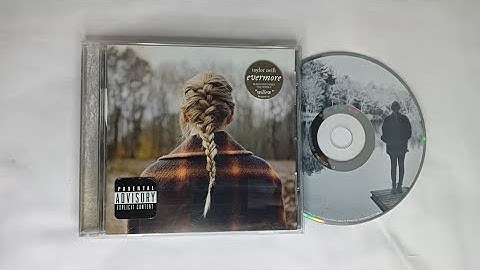 Taylor Swift - evermore (Deluxe Edition) CD Unboxing