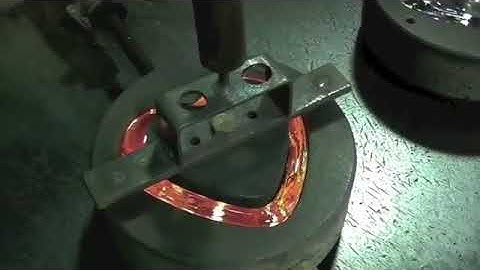 Making of the Simon Pearce Glass Highgate Heart