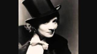 Marlene Dietrich sing Lili marleen German with verry nice pictures chords