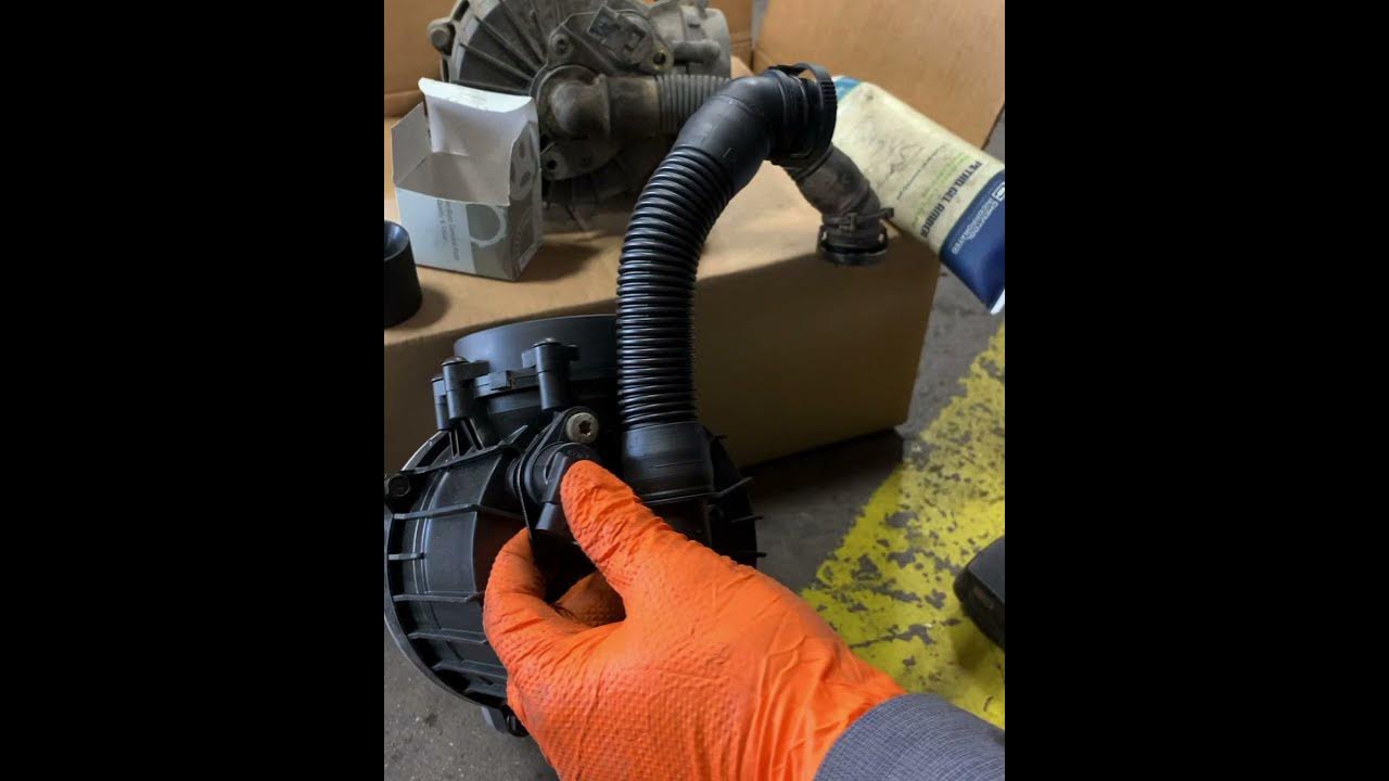 Crank case ventilator. Crank case breather. Thing a ma jiger. DD15