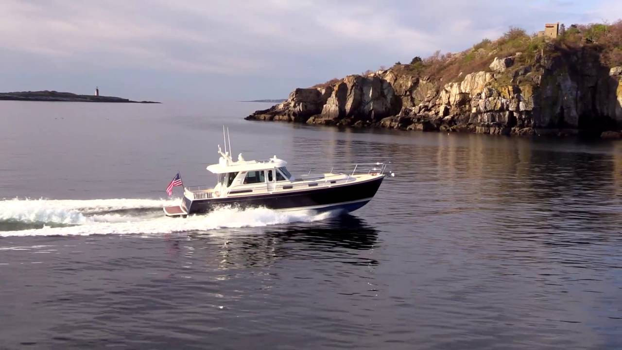 Sabre 48 Salon Express 2016