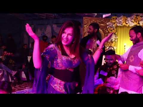 Luti Puti Gayi Paly Ki Reh Gaya// New Hot Mujra Dance// Waseem Gujjar Wedding Night