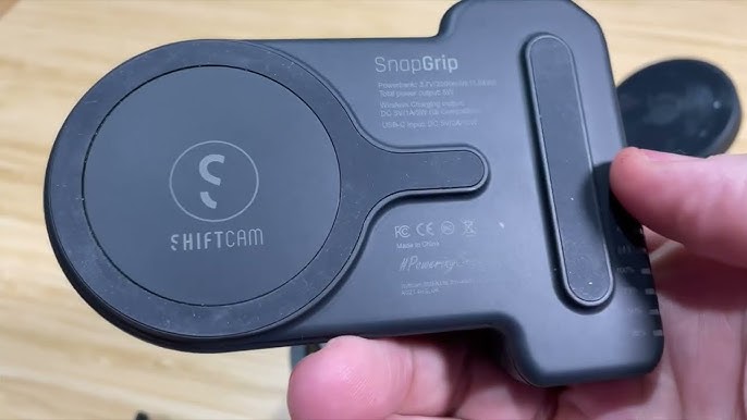 ShiftCam SnapGrip magnetic snap-on mobile battery grip integrates into your  creative setup » Gadget Flow