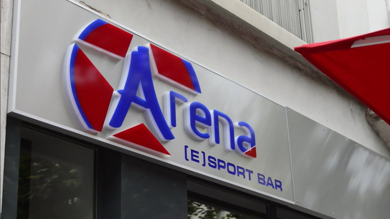 L' Arena (e)sport - Bar et Jeux Vidéos - YouTube