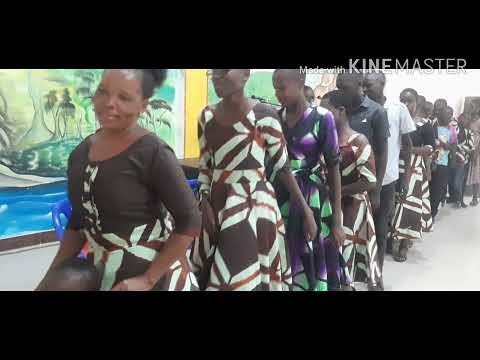 Mchungaji Shani Ashangazwa Na Wingi Wa Watoto Kanisani Ashauri Irudiwe