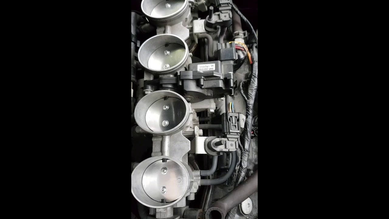 Code 62, F1 light flash. Throttle clicking? [Video] | Kawasaki 