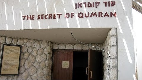 Unveiling Qumran: Secrets of the Dead Sea Scrolls