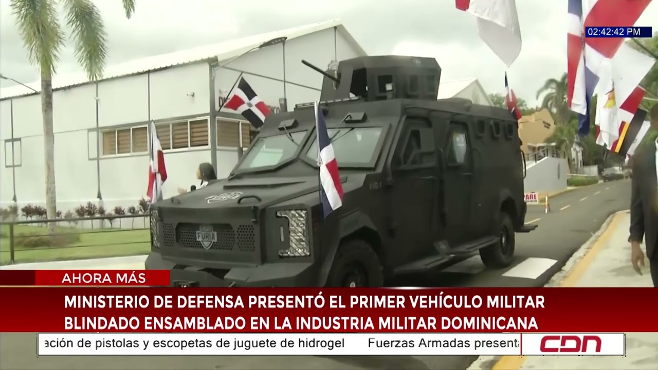 Ministerio de Defensa presentó el primer vehículo militar blindado