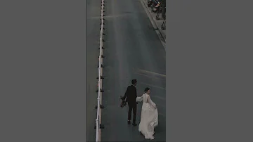 ده كأني في حلم وبقول ياسلام معقول ياقلبي بدون موسيقي 