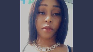 Download Lagu Geanie In The Bottle MP3