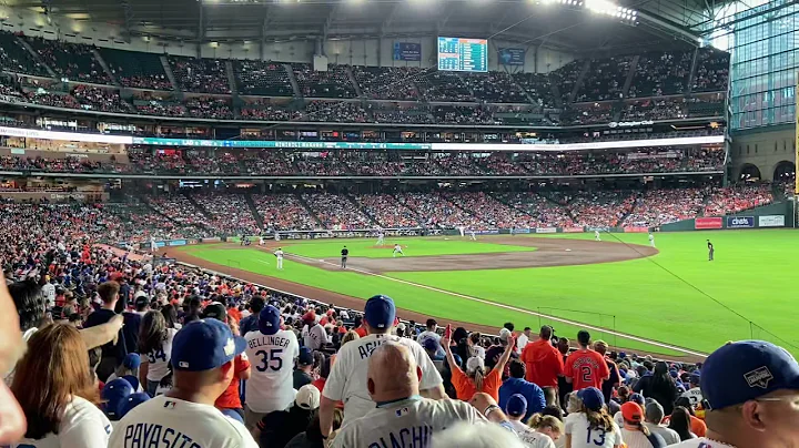 Dodger Fans chant F Altuve at Minute Maid Park