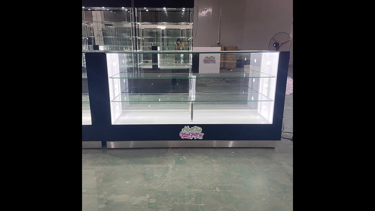 Vape CBD oil store display e-liquid juice Vape pen smoke Vape shop showcase display counter showcase