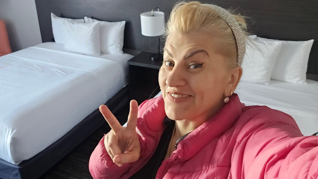 Мы отдыхаем в Чикаго , а трак на обслуживании.