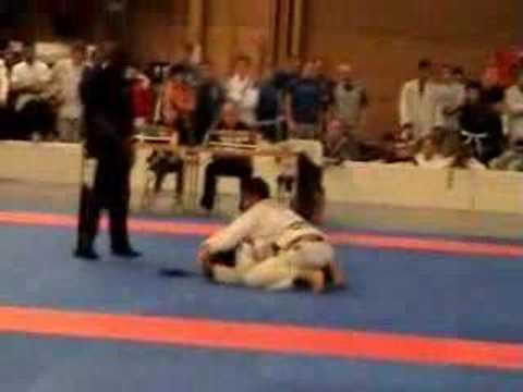 Victor Hugo vs Leo Neves -Stockholm open 2008 Blac...