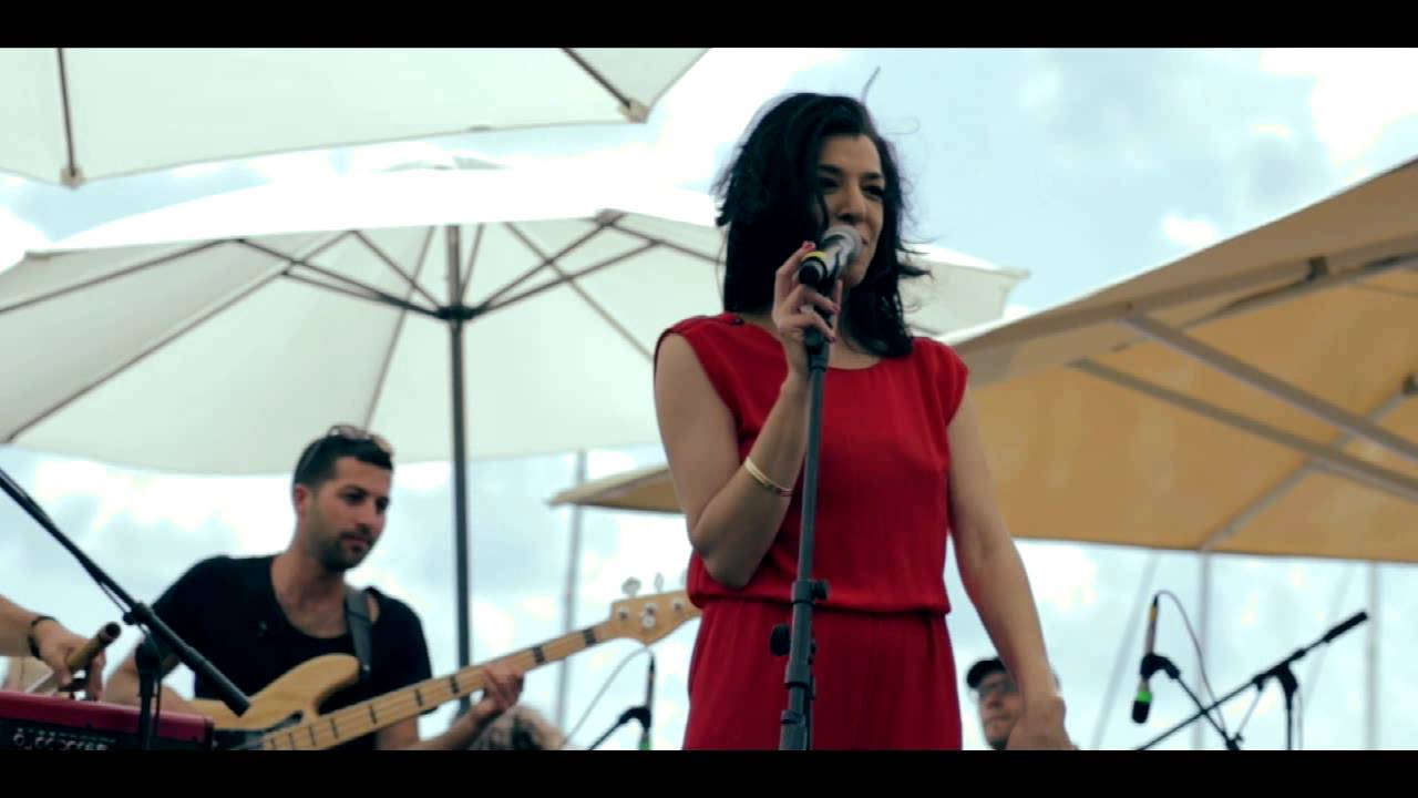 דקלה - ואם פרידה