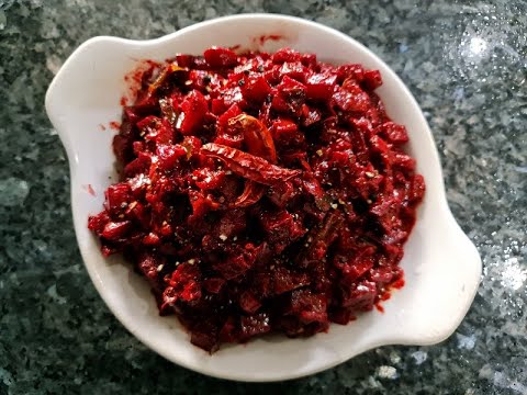 Video: Kupika Tambi Na Mchuzi Wa Beetroot, Poppy Na Jibini La Mbuzi