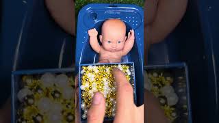 Full of 3 Rainbow BathTubs Candy with M&amp;M's &amp; Magic Slime Cutting Video