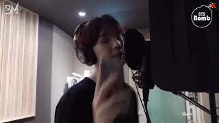 [RUS SUB][BANGTAN BOMB] SUGA's '신청곡 (Song Request)' recording behind