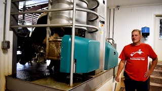 Father/son robotic dairy farmers share challenges they face in 2019
