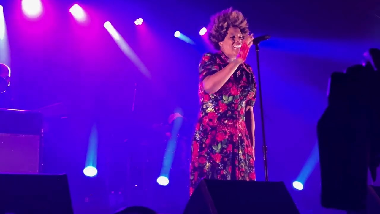 Macy Gray