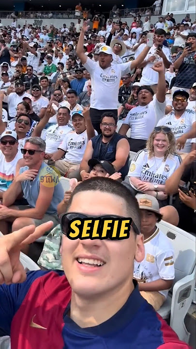 Apa Cowo Ini FANS SEJATI❓😲#sepakbola #bola #videoviral