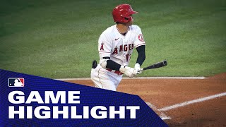 Angels' Japanese star Shohei Ohtani launches his first home run of 2020!