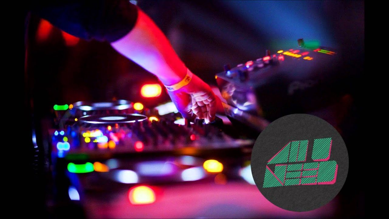 JayZ feat. Pharrell I Just Wanna Love U (Jean Tonique Remix) YouTube JayZ feat. Pharrell I Just Wanna Love U (Jean Tonique Remix) YouTube