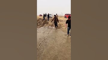 Soil liquefaction, also called earthquake liquefaction.