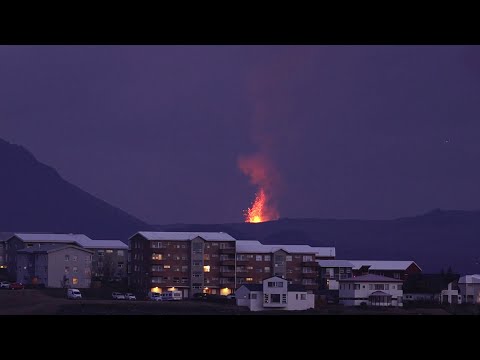 Iceland volcano update - Unbelievable volcanic display from home