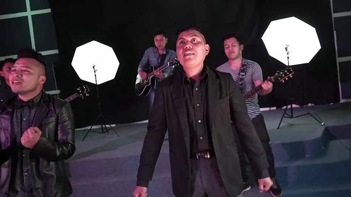 Al Dios Que Adoramos (ft. Tavo Chavez)