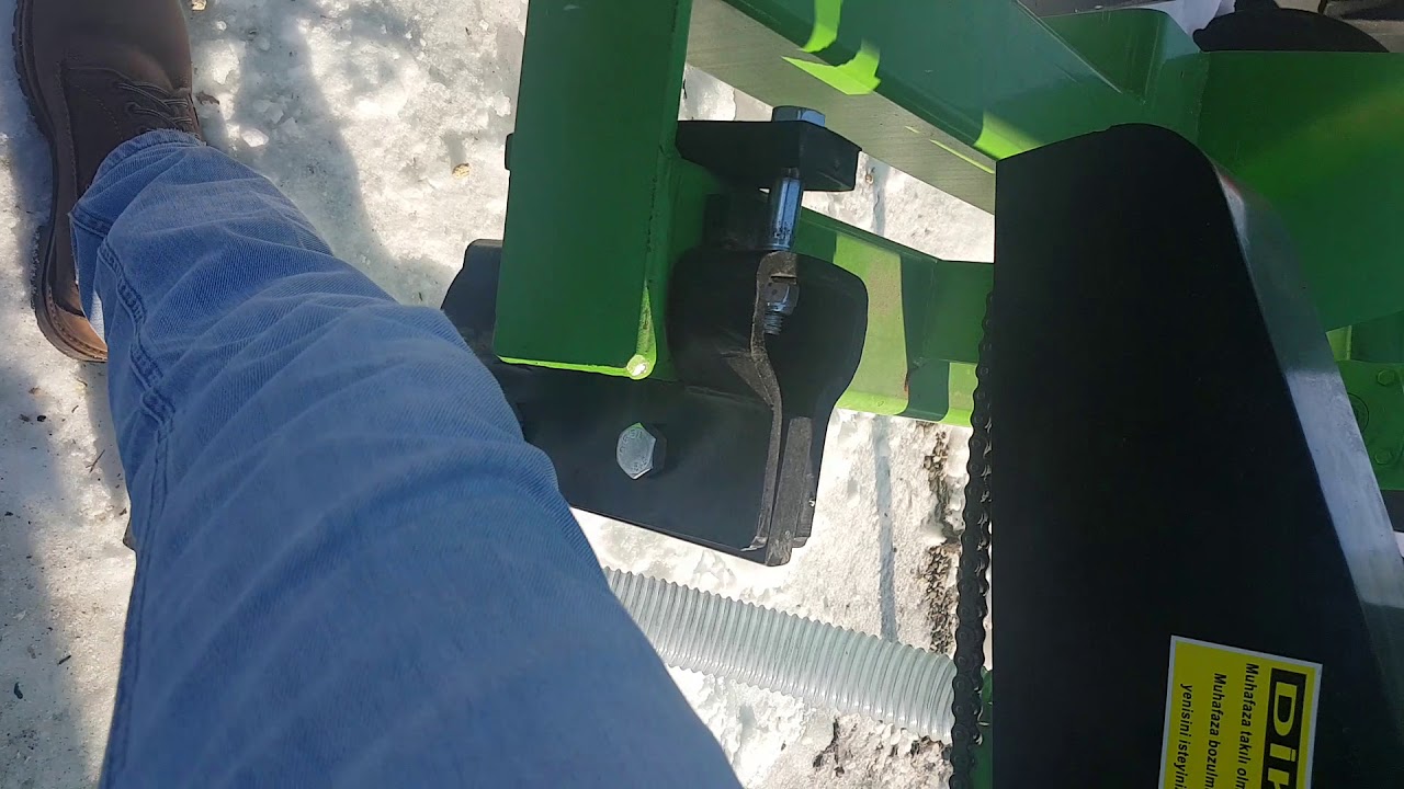 Utilaj de introdus ingraseminte in sol