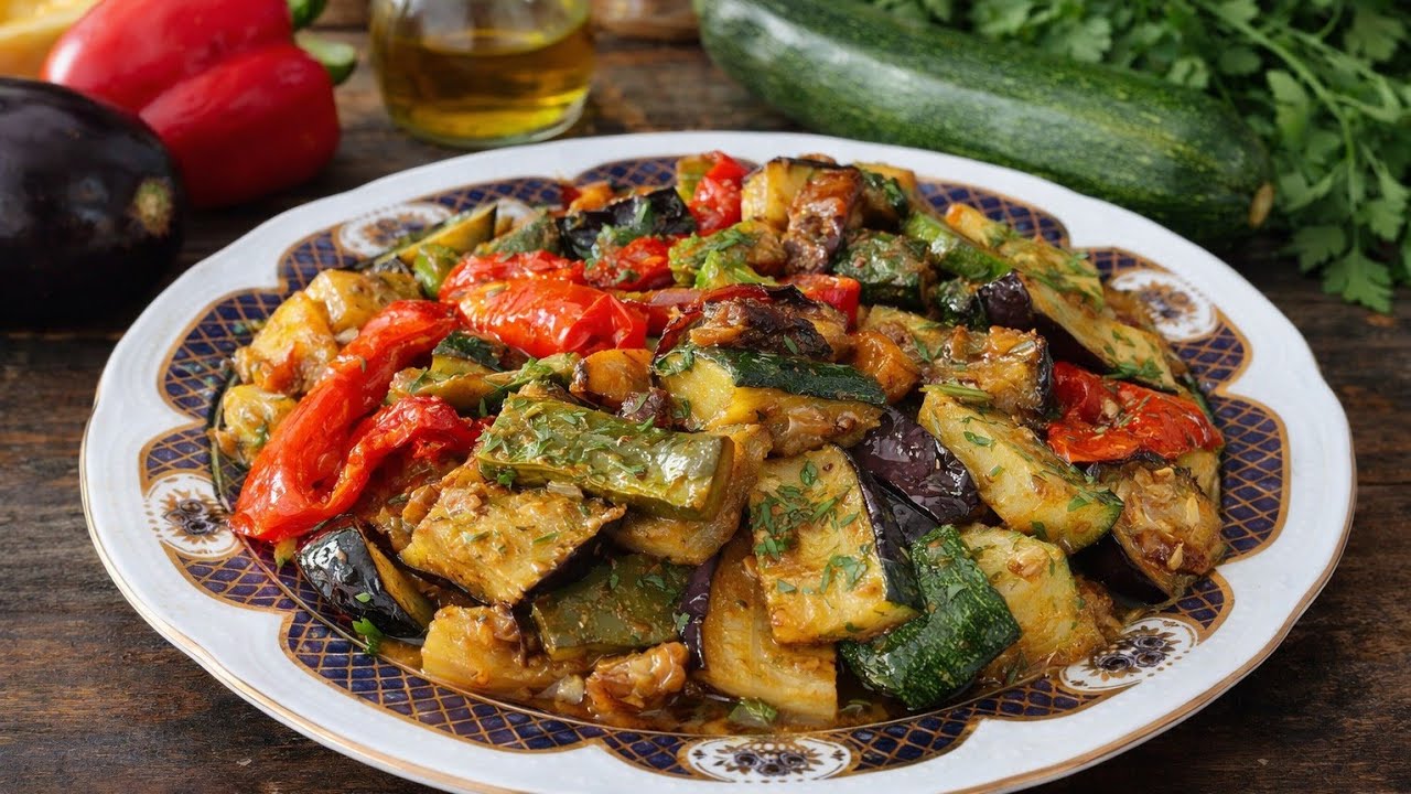 سلطة الخضار مشوية الفلفل القرعة خضر والباذنجان بتتبيلة مختلفة كتجي روعة