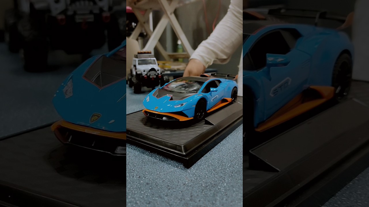 LAMBORGHINI HURACAN STO DIE CAST MODEL CAR 